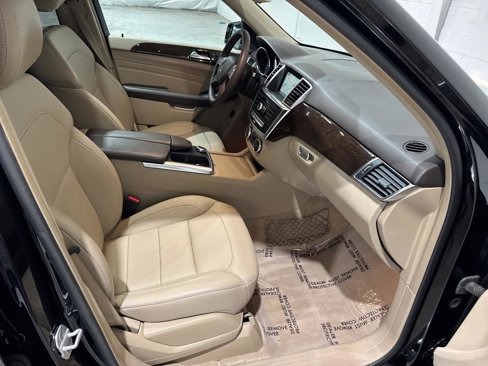 Used 2015 Mercedes-Benz ML 350 4MATIC image 54