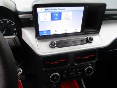 Used 2024 Ford Maverick XLT image 9