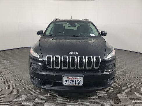 Used 2017 Jeep Cherokee Latitude image 9