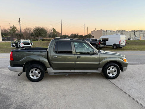 Used 2003 Ford Explorer Sport Trac 2WD image 6
