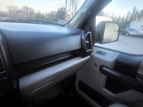 Used 2017 Ford F150 XL w/ Equipment Group 101A Mid image 21