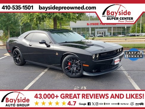 Used 2015 Dodge Challenger R/T Scat Pack w/ Scat Pack Appearance Package image 1