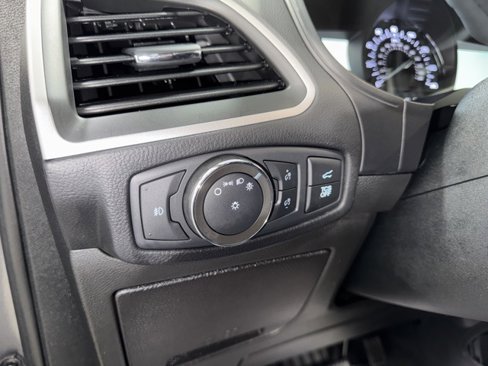 Used 2022 Ford Edge SEL w/ Convenience Package image 14