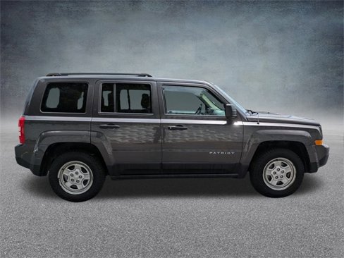 Certified 2016 Jeep Patriot Sport image 2