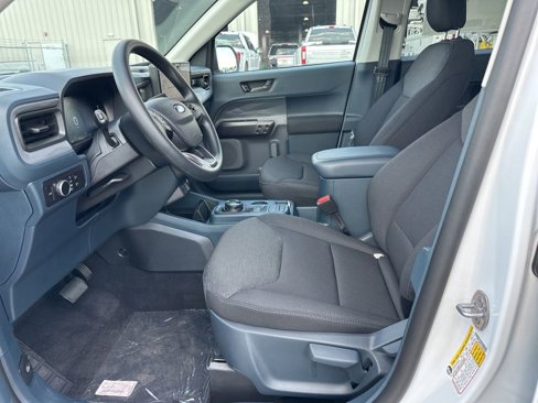 New 2025 Ford Maverick XL image 13