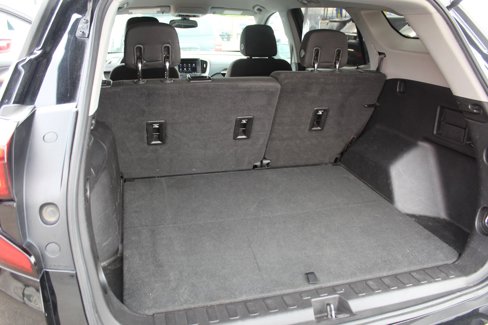 Used 2018 GMC Terrain SLE image 11