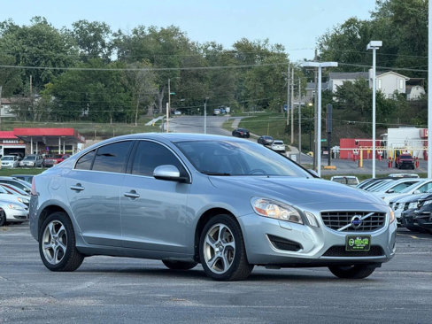Used 2013 Volvo S60 T5 image 1