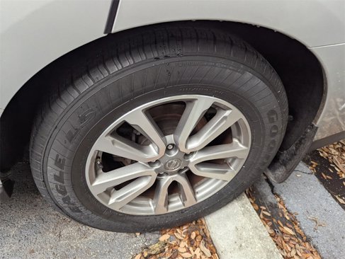 Used 2015 Nissan Pathfinder S image 8