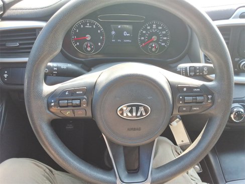 Used 2017 Kia Sorento LX image 23