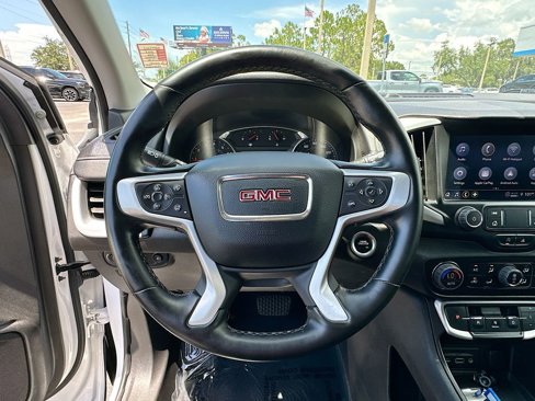 Certified 2023 GMC Terrain SLT image 12