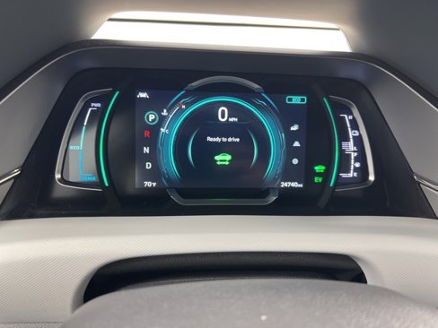 Used 2020 Hyundai Ioniq SEL image 16