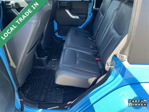 Used 2017 Jeep Wrangler Unlimited Sahara w/ Max Tow Package image 16