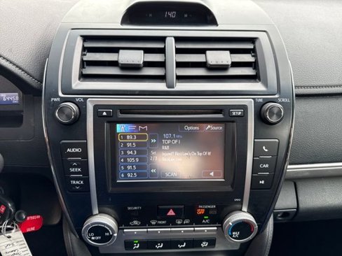 Used 2012 Toyota Camry SE image 27