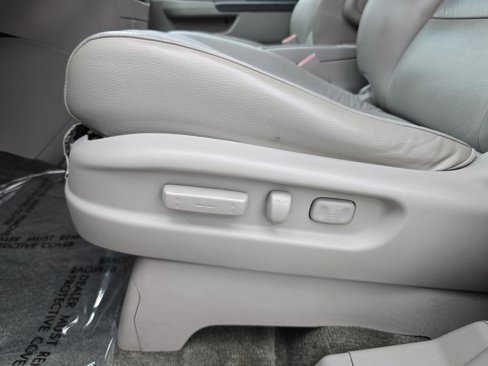 Used 2012 Honda Odyssey EX-L image 29