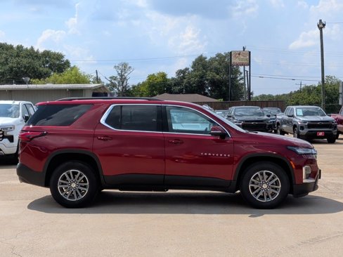 Used 2022 Chevrolet Traverse LT image 9