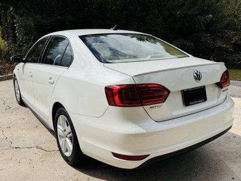 Used 2013 Volkswagen Jetta SEL image 4