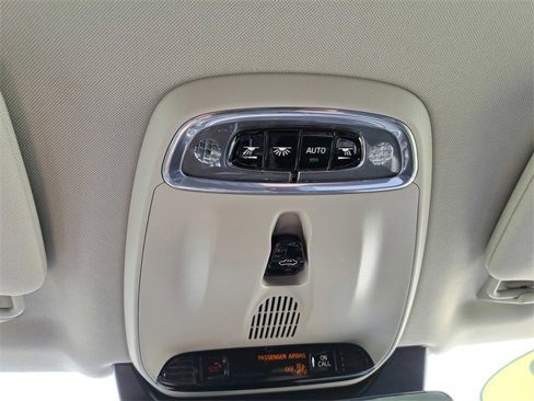 Used 2022 Volvo XC90 T6 Inscription w/ Advanced Package image 15