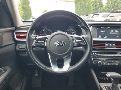Certified 2020 Kia Optima S image 10