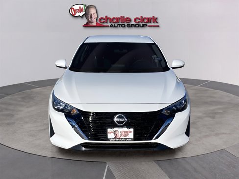 Used 2024 Nissan Sentra S image 9