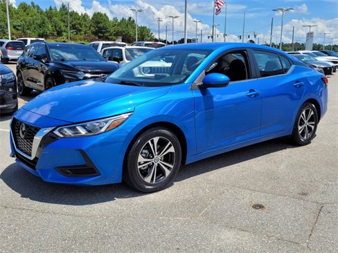 Used 2023 Nissan Sentra SV image 3