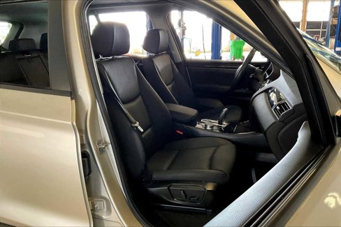 Used 2017 BMW X3 sDrive28i image 8
