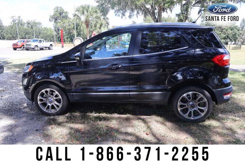 Used 2020 Ford EcoSport Titanium image 2