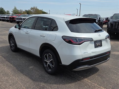 Used 2024 Honda HR-V EX-L image 3