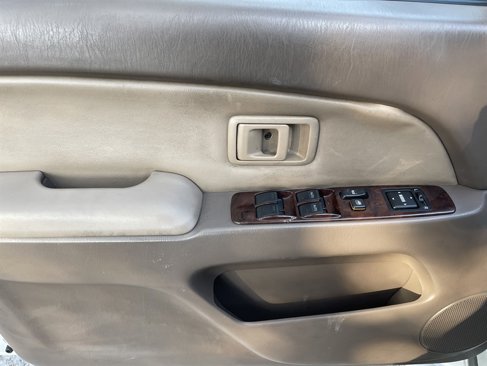Used 2001 Toyota 4Runner Limited image 9