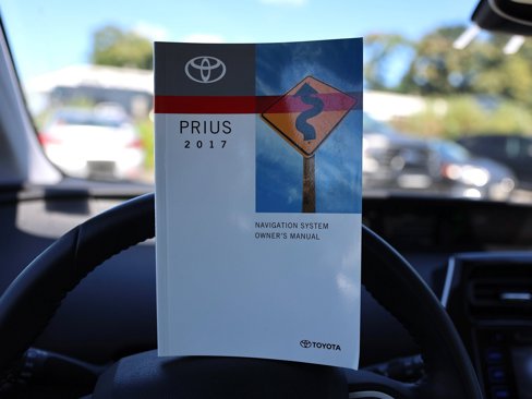 Used 2017 Toyota Prius Four image 39