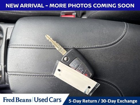 Used 2018 Nissan Rogue S image 14