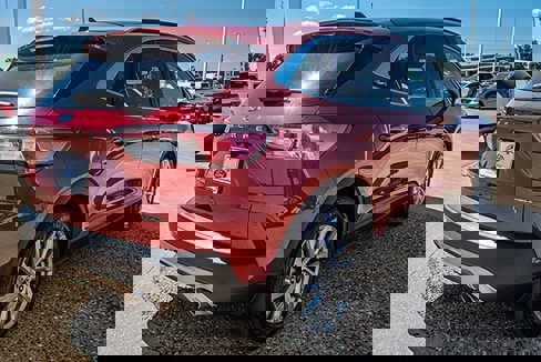 Used 2022 Ford Escape Titanium w/ Titanium Elite Package image 4