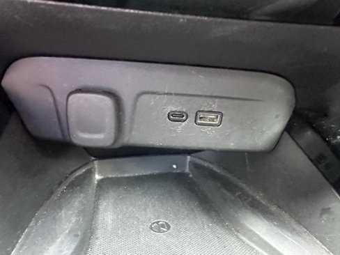 Used 2024 Chevrolet Trax RS w/ Sunroof Package image 18