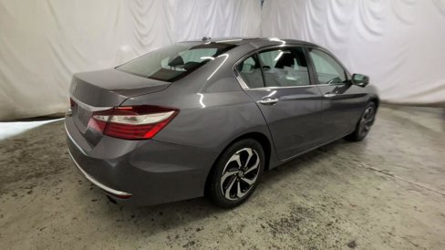 Used 2017 Honda Accord EX-L image 8