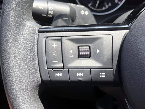 Used 2023 Nissan Rogue SV image 20