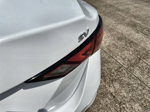 Used 2022 Nissan Sentra SV image 14