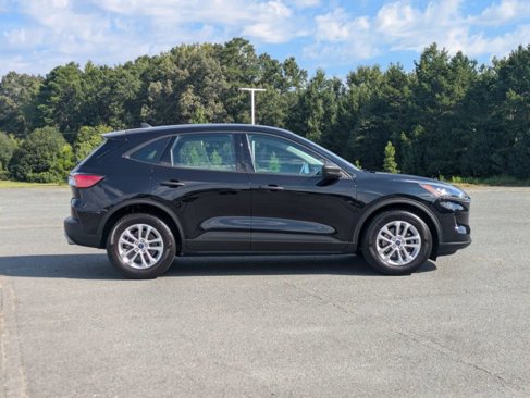 Certified 2022 Ford Escape S image 3