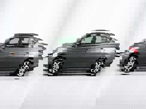 Used 2019 Nissan Sentra SV image 7