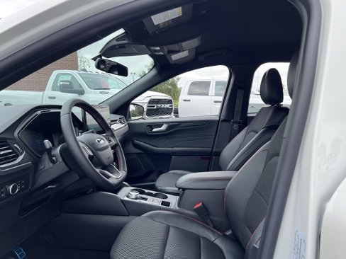 New 2024 Ford Escape ST-Line w/ Equipment Group 301A image 11