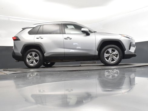 Used 2023 Toyota RAV4 XLE image 43