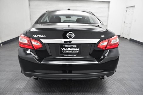 Used 2017 Nissan Altima 2.5 SL w/ Technology Package image 6