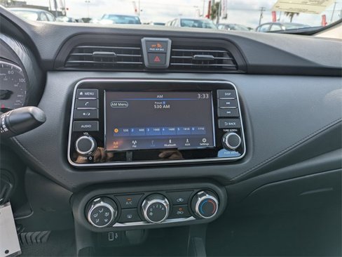 New 2025 Nissan Versa S image 18
