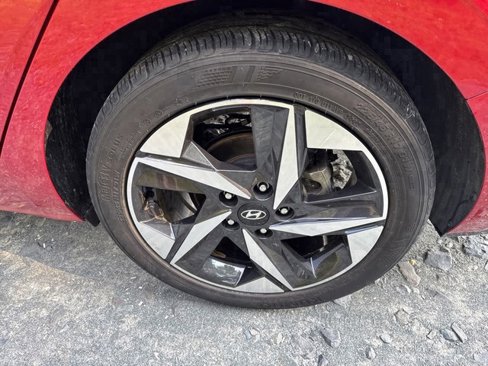 Certified 2023 Hyundai Elantra Limited image 10