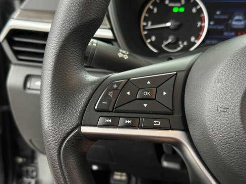 Used 2024 Nissan Altima 2.5 SV image 25