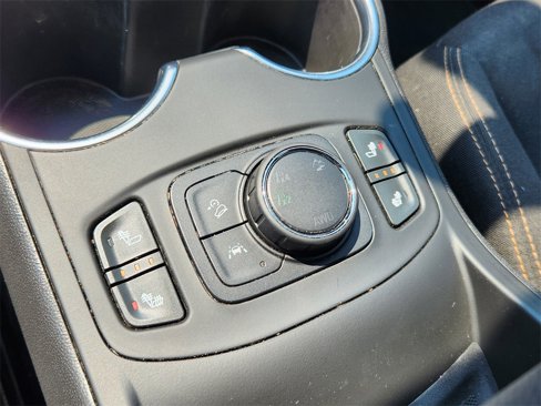 Used 2020 GMC Terrain SLE w/ Driver Convenience Package image 23