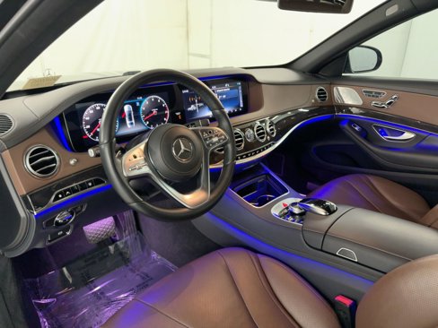 Used 2019 Mercedes-Benz S 450 Sedan image 4