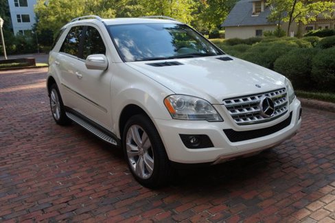 Used 2010 Mercedes-Benz ML 350 2WD image 3