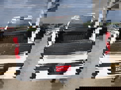 Used 2021 Chevrolet Silverado 1500 Custom image 5