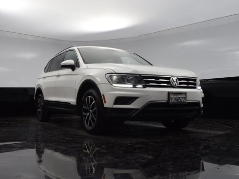Used 2021 Volkswagen Tiguan SEL image 18