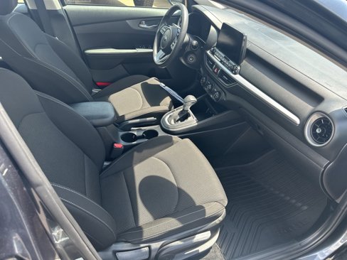 Used 2020 Kia Forte LXS image 21