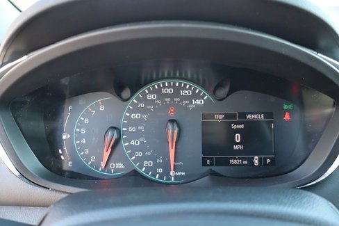 Used 2022 Chevrolet Trax LT w/ LT Convenience Package image 12